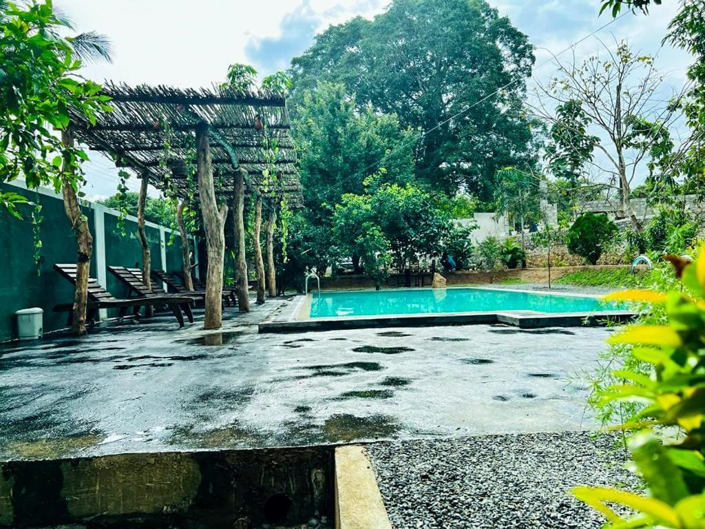 Lily Resort อุดาวาลาเว ภายนอก รูปภาพ