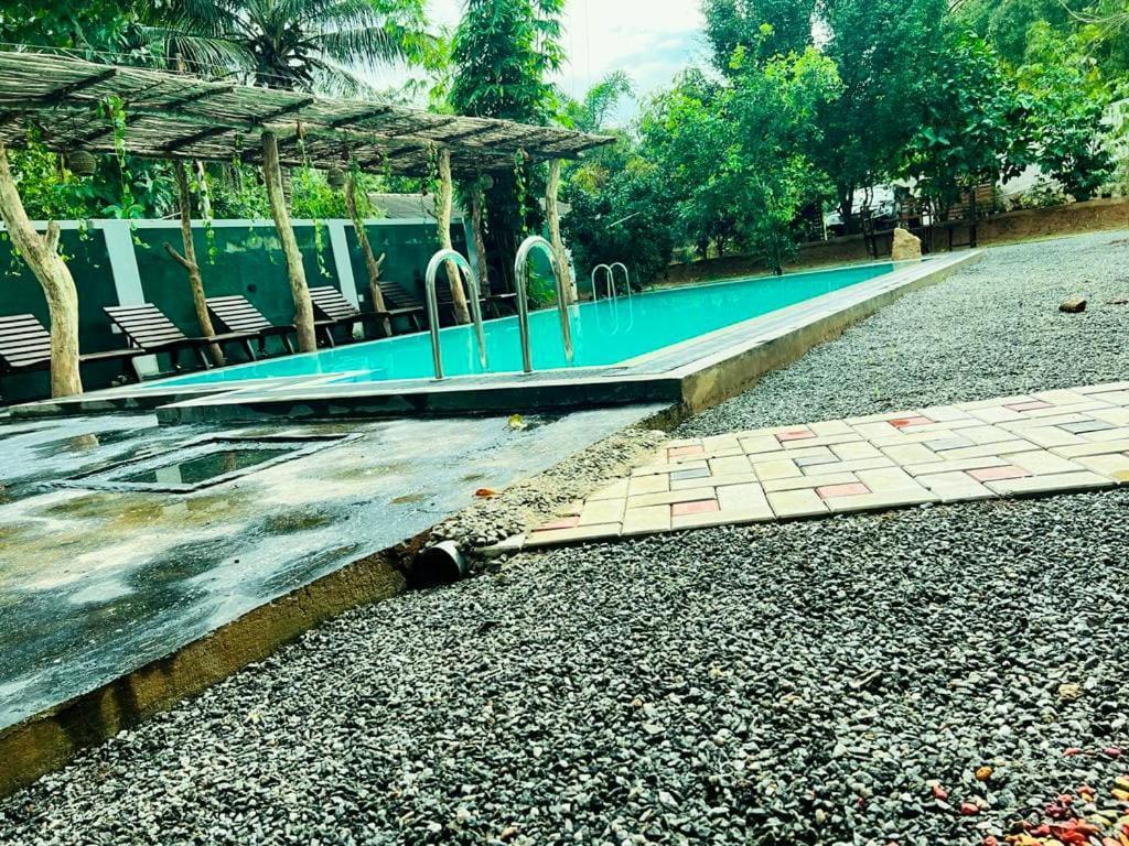 Lily Resort อุดาวาลาเว ภายนอก รูปภาพ